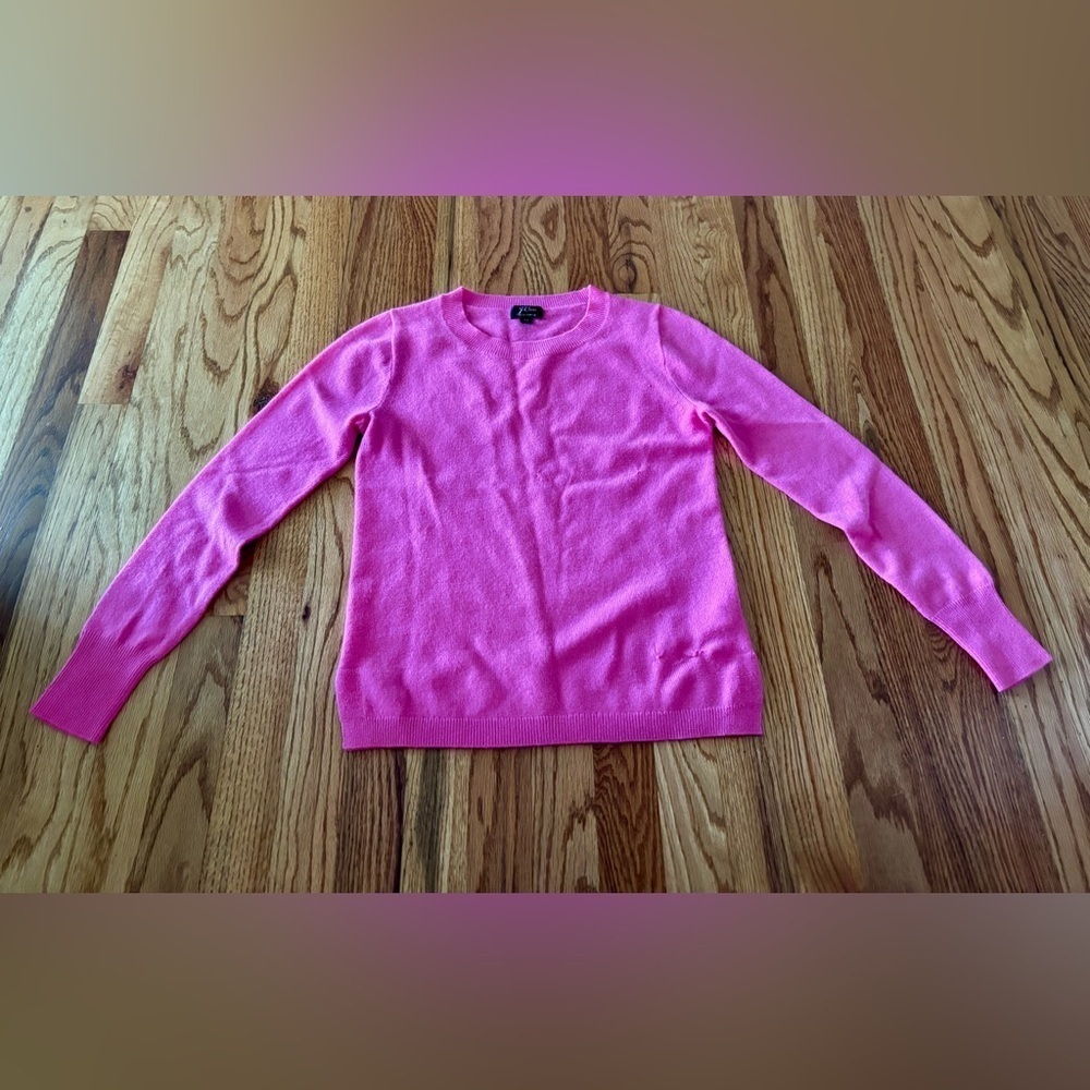 J. Crew XS Vibrant Pink Crew Neck Sweater 100 percent cashmere